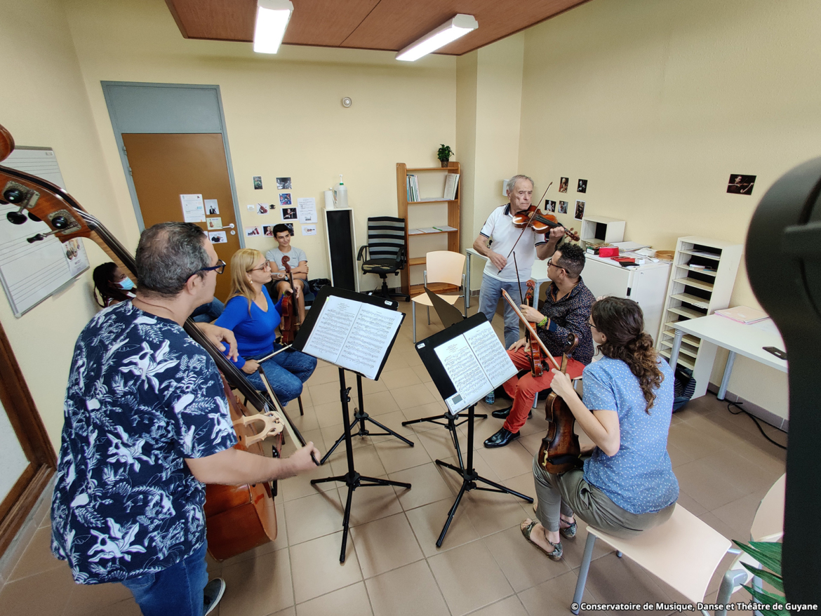 19.01.2021.masterclasse-violon-04.jpg